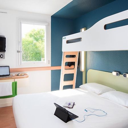Ibis Budget Rennes Route De Saint Malo Montgermont Exterior photo