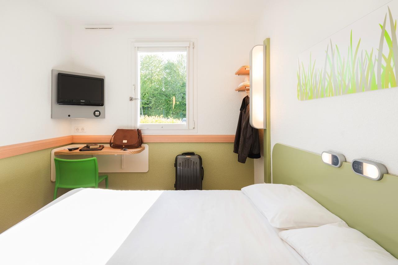 Ibis Budget Rennes Route De Saint Malo Montgermont Exterior photo